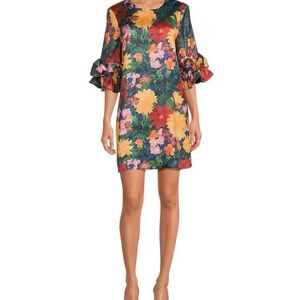 Abbey Glass Floral Print Crew Neck Shift Mini Dress